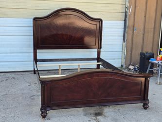 QUEEN BED FRAME