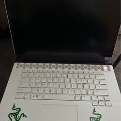 Alienware Gaming Laptop M15 R3