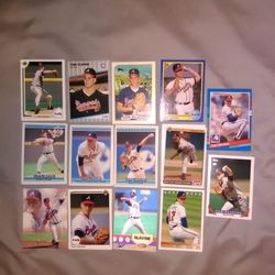  TOM GLAVINE Baseball Card LOT of 24. ATLANTA BRAVES Pitcher. Baseball cards Sports Cards