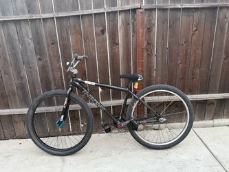 Throne cycles the goon