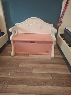 Vintage Victorian style LITTLE TIKES  Banch/toy box 