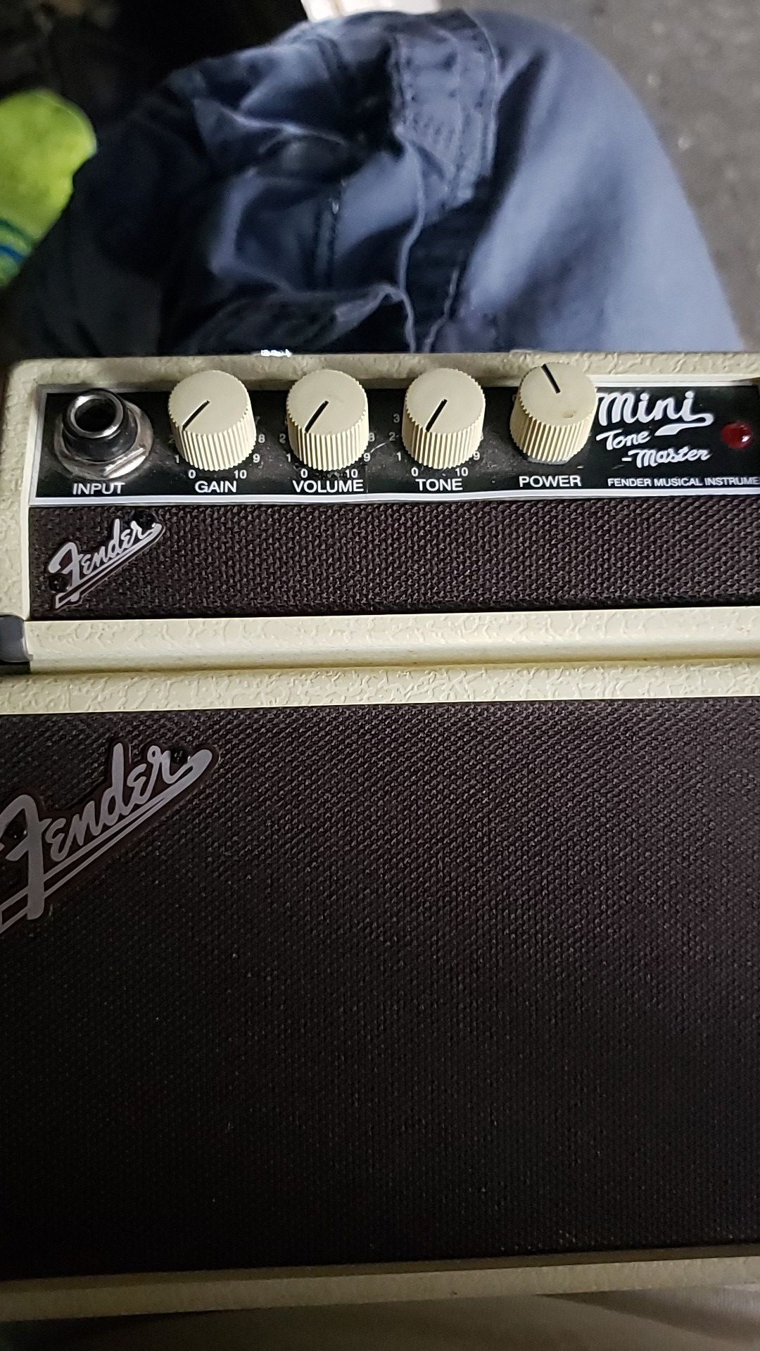 Fender mini tone master