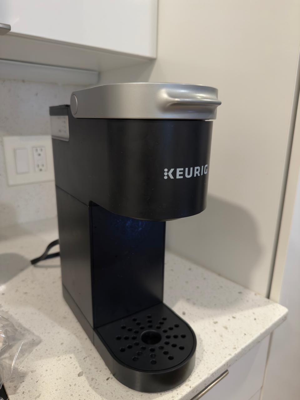 Keurig K-Mini Plus Single Serve K-Cup Pod Coffee Maker