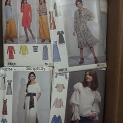 Brand New Patterns. Box Full  3 For $5In Weeki Wachee Spring Hill