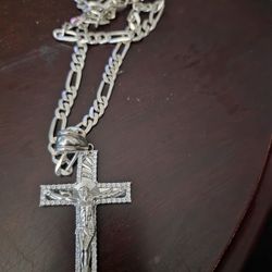 30 In Sterling Silver Chain And Pendant