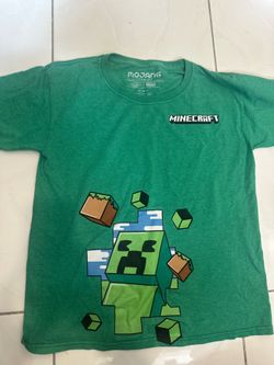 Minecraft boys shirt size large