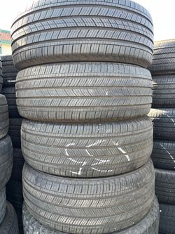Vendo 235/55/r19 las 4 llantas Michelin por $170