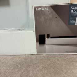 Pre-Owned SAMSUNG HW-B57C B-Series 4.1ch Soundbar w/ Rear Speaker Kit & Subwoofer Included