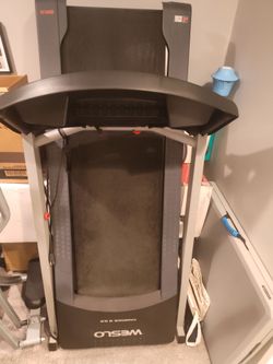 Treadmill collapsible