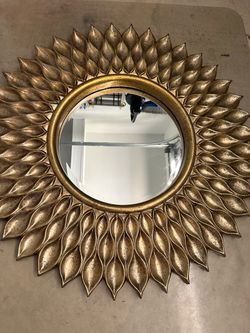 36” Gold Sunburst Mirror - Excellent Condition (Cash Only)
