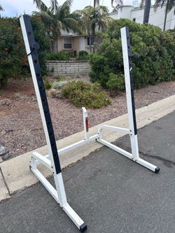 Free squat rack!