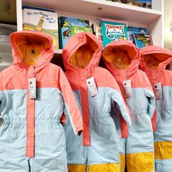 New Kids Snow Suit Size 2T,3T,4T,&5T