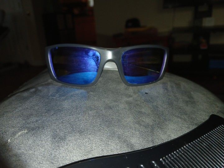 Oakley Sun Glasses