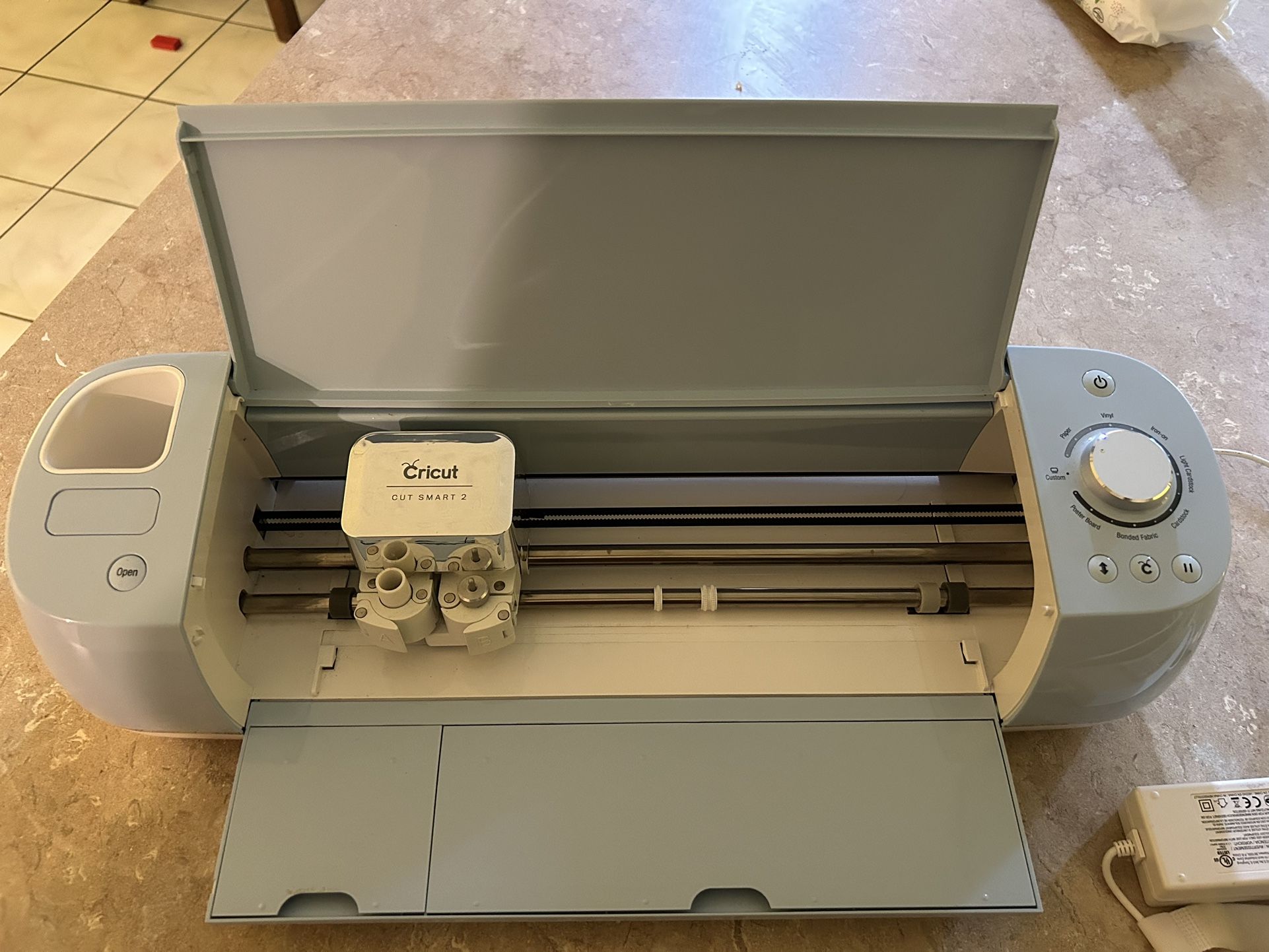 Cricut Explore Air 2 for Sale in West Palm Beach, FL OfferUp