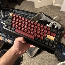 razer blackwidow v3 with after market keycaps 