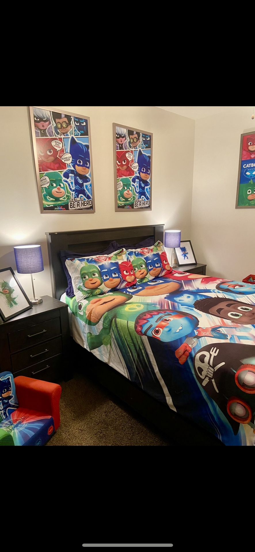 Queen Bedroom Set