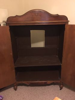 Armoire/tv stand