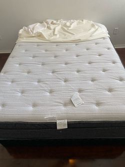 Queen bed