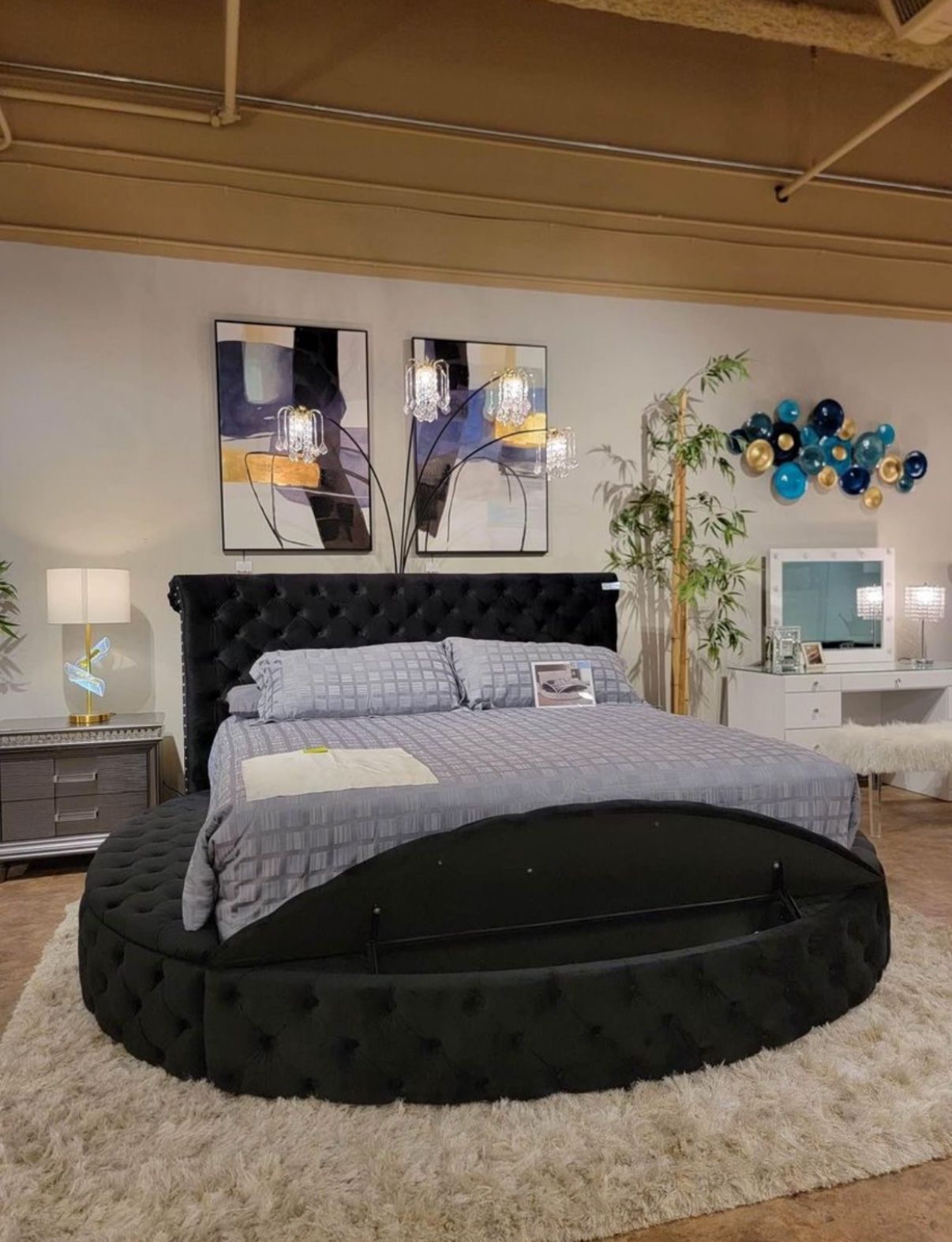 π΄ NEW!! Storage Bedframe Multiple Compartments STILL IN BOX! π¦ π΄