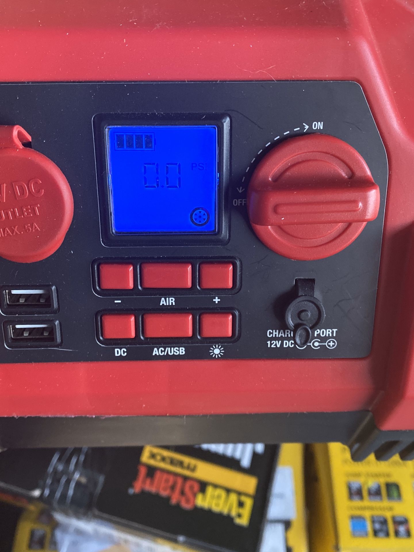 Everstart Jus750ce Jump Starter With/ 120 Psi Digital Compressor