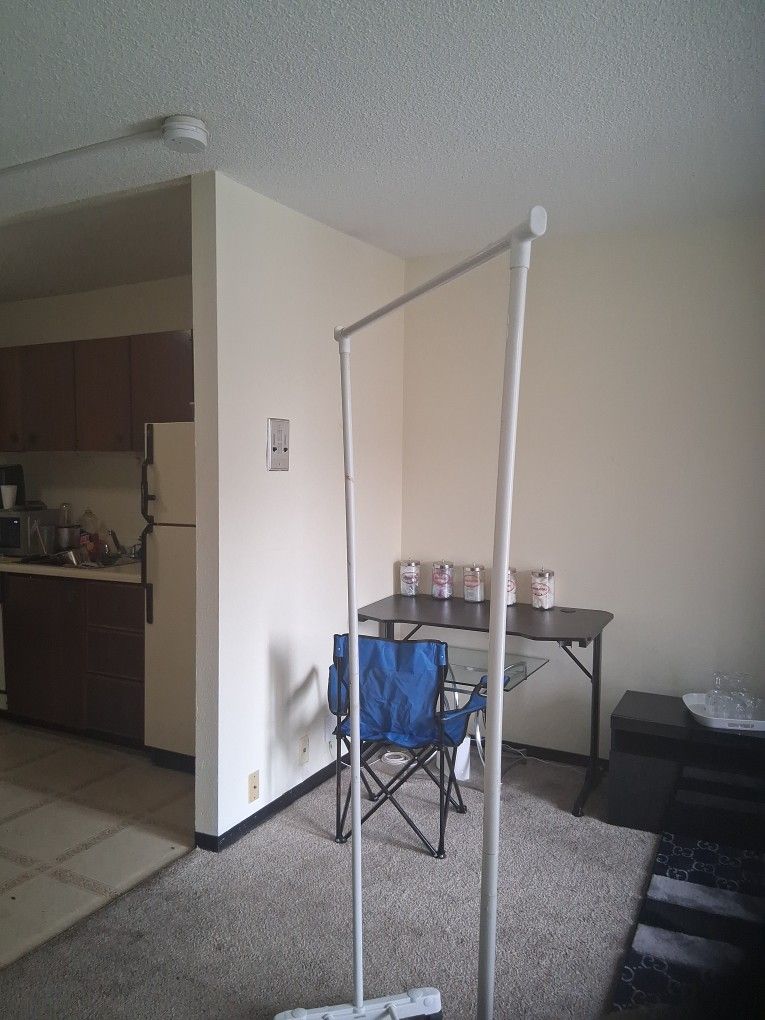 Portable Clothing Rack