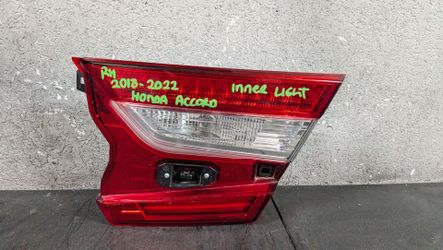 2018-2019-2020-2021-2022 HONDA ACCORD RIGHT INNER LIGHT OEM USED #11018