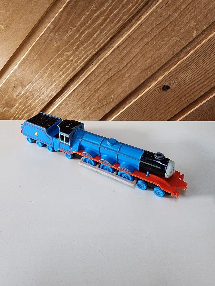 THOMAS TRAIN & FRIENDS "GORDON"