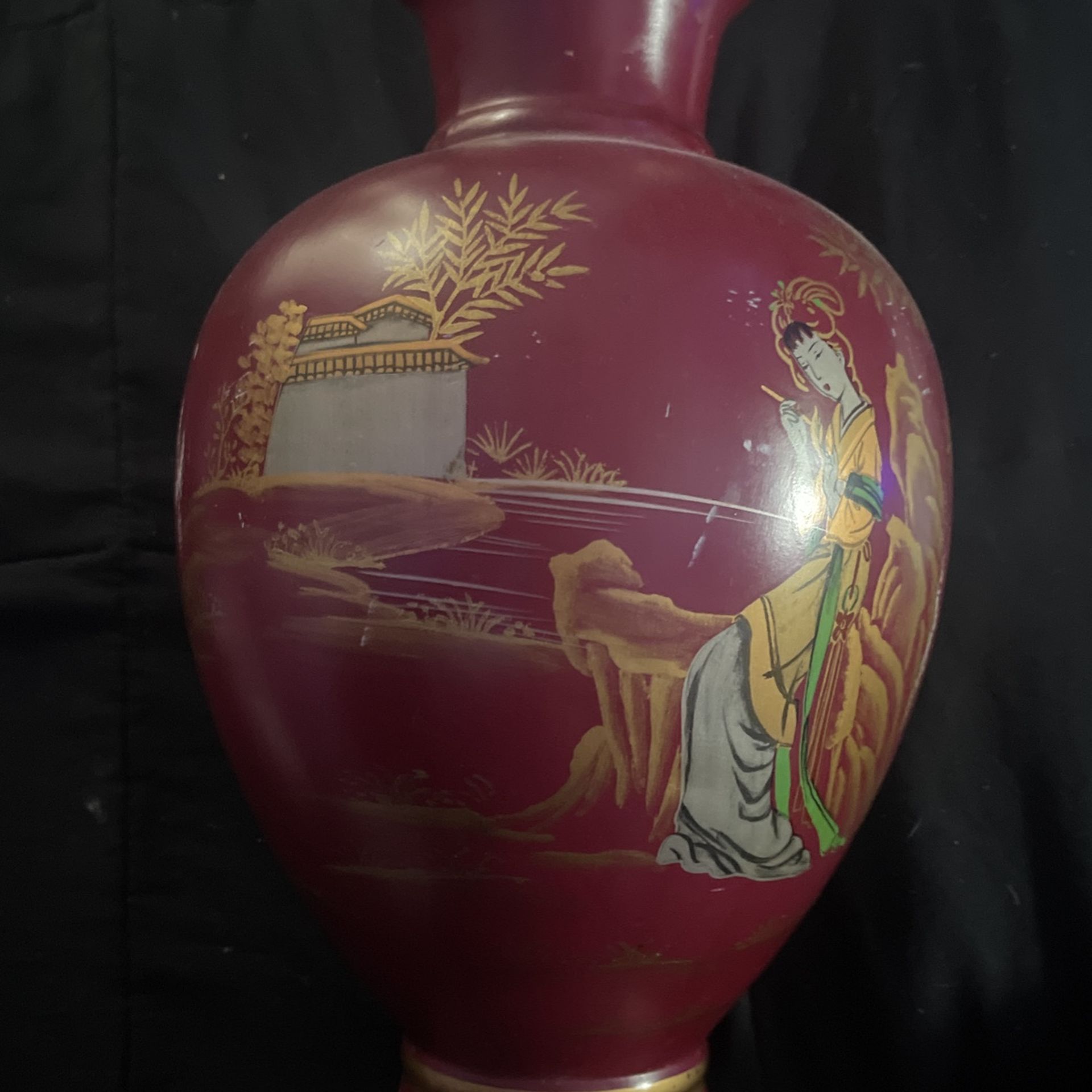 Chinese Porcelain Vase