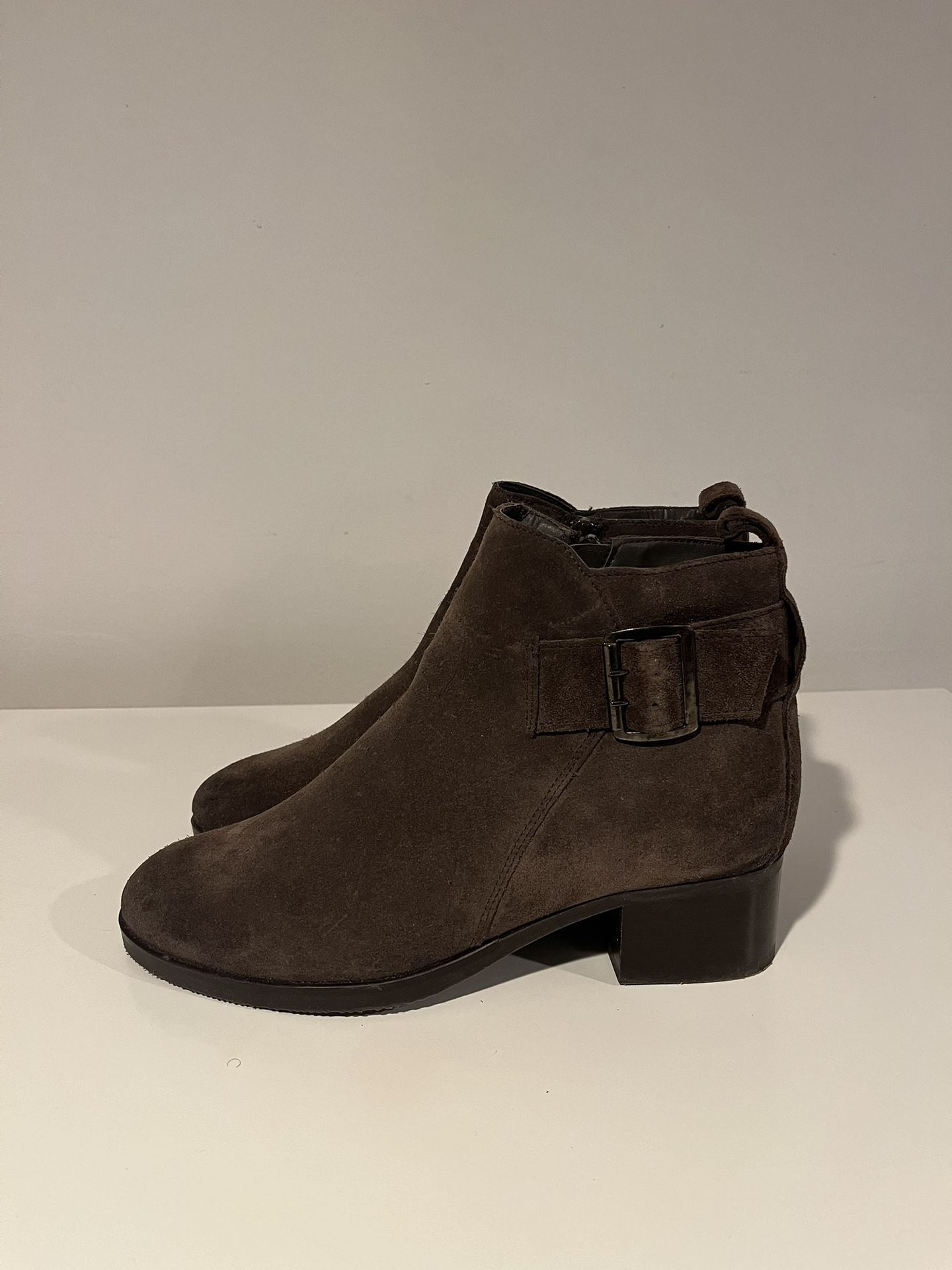 Women’s Brown Suede Clark’s Ankle Boots