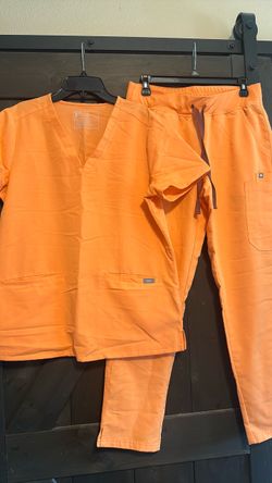 FIGS Orange/Peach Scrub Set Top and Pants