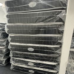 QUEEN MATTRESS COLCHONES GRAND LIQUIDATION FOR SEPTEMBER 