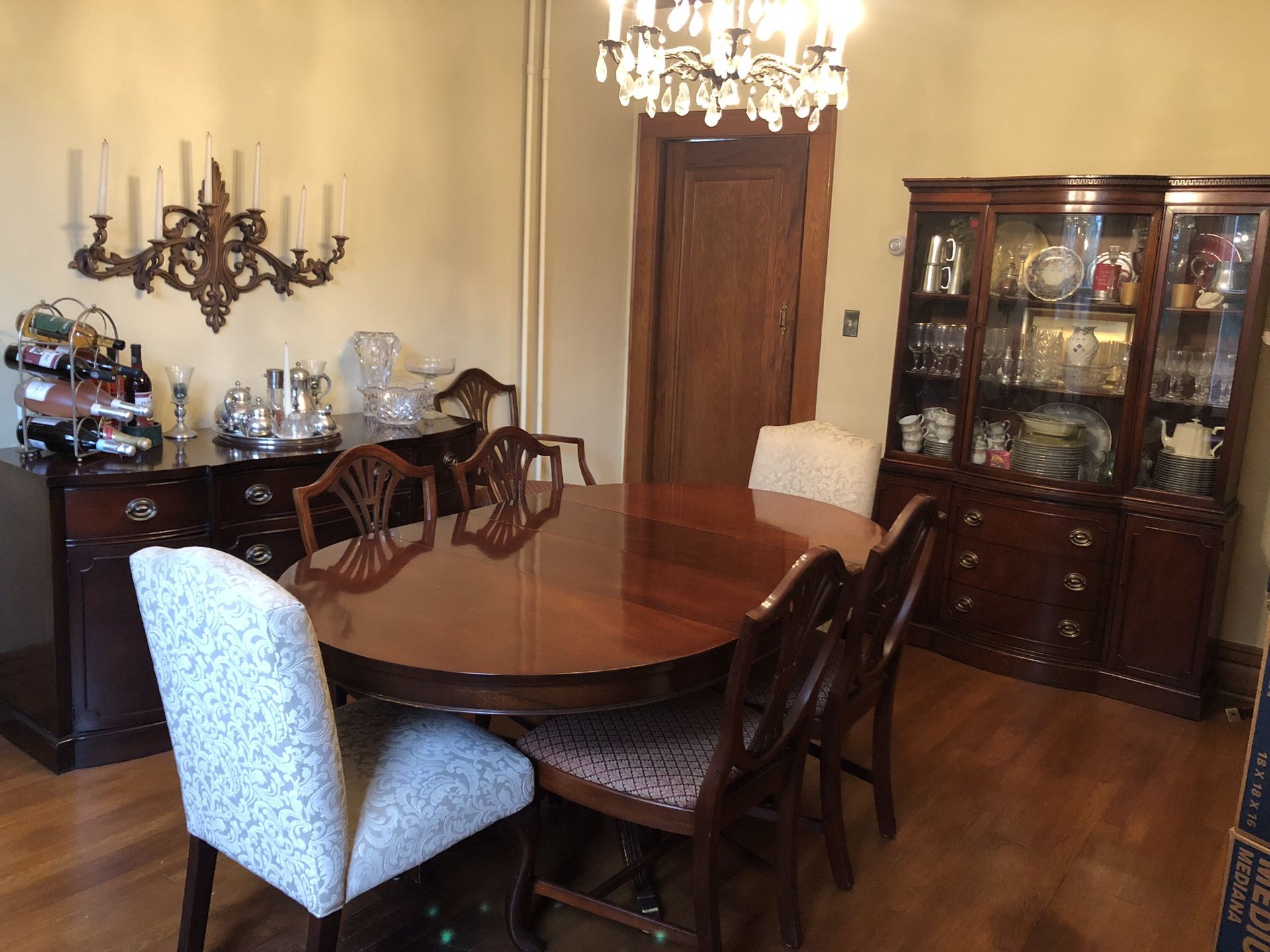 10pc Drexel Mahogany Dining Suite