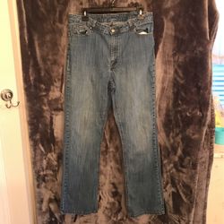 Chic Ladies Jeans 