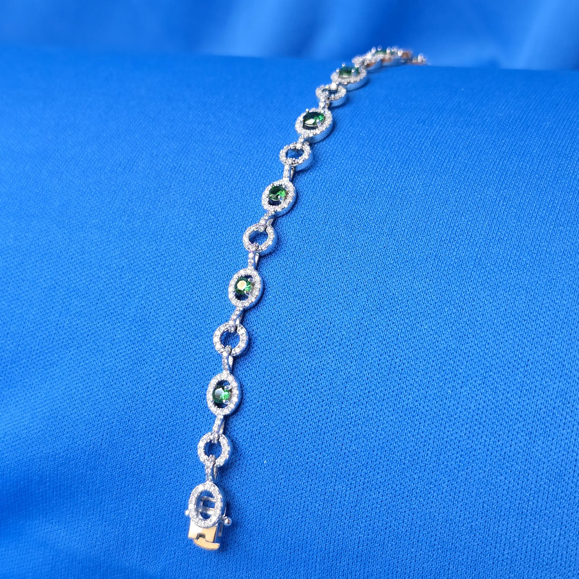 Moissanite 1.54 ctw Oval Shaped Bracelet