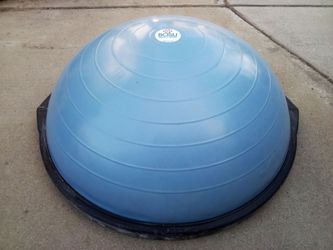 BOSU BALL