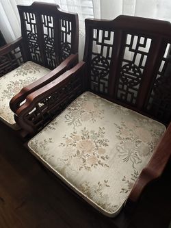 2 Chairs Antiquarian 