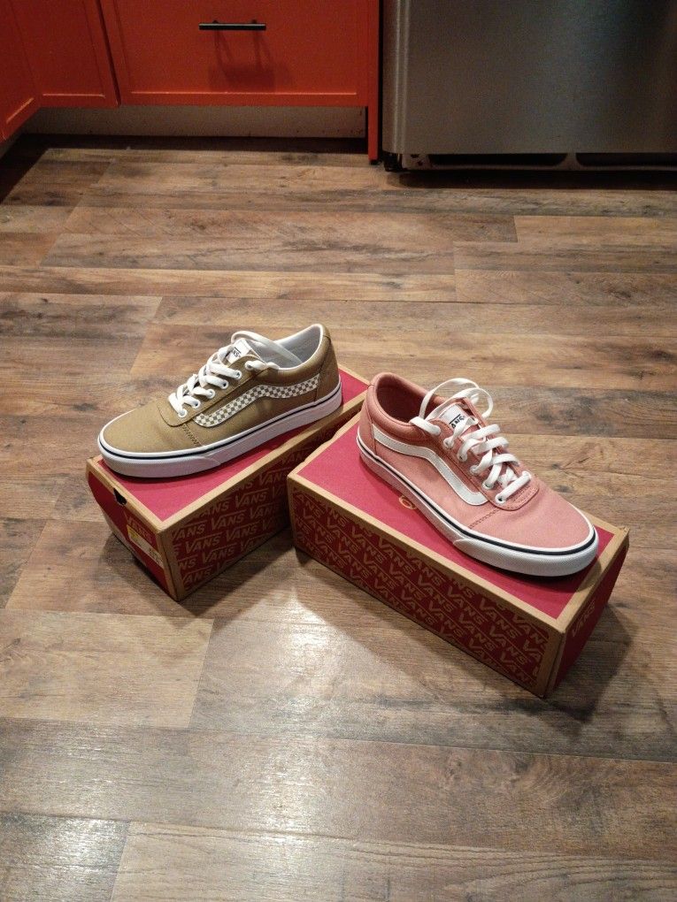 Women's Size 9 Vans
