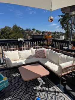 Outdoor 5-Person L-Shape Sofa With Cushions