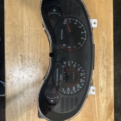 Gauge Cluster