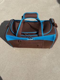Pet carrier