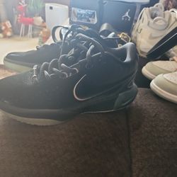 Nike Black Size 3  Kids 