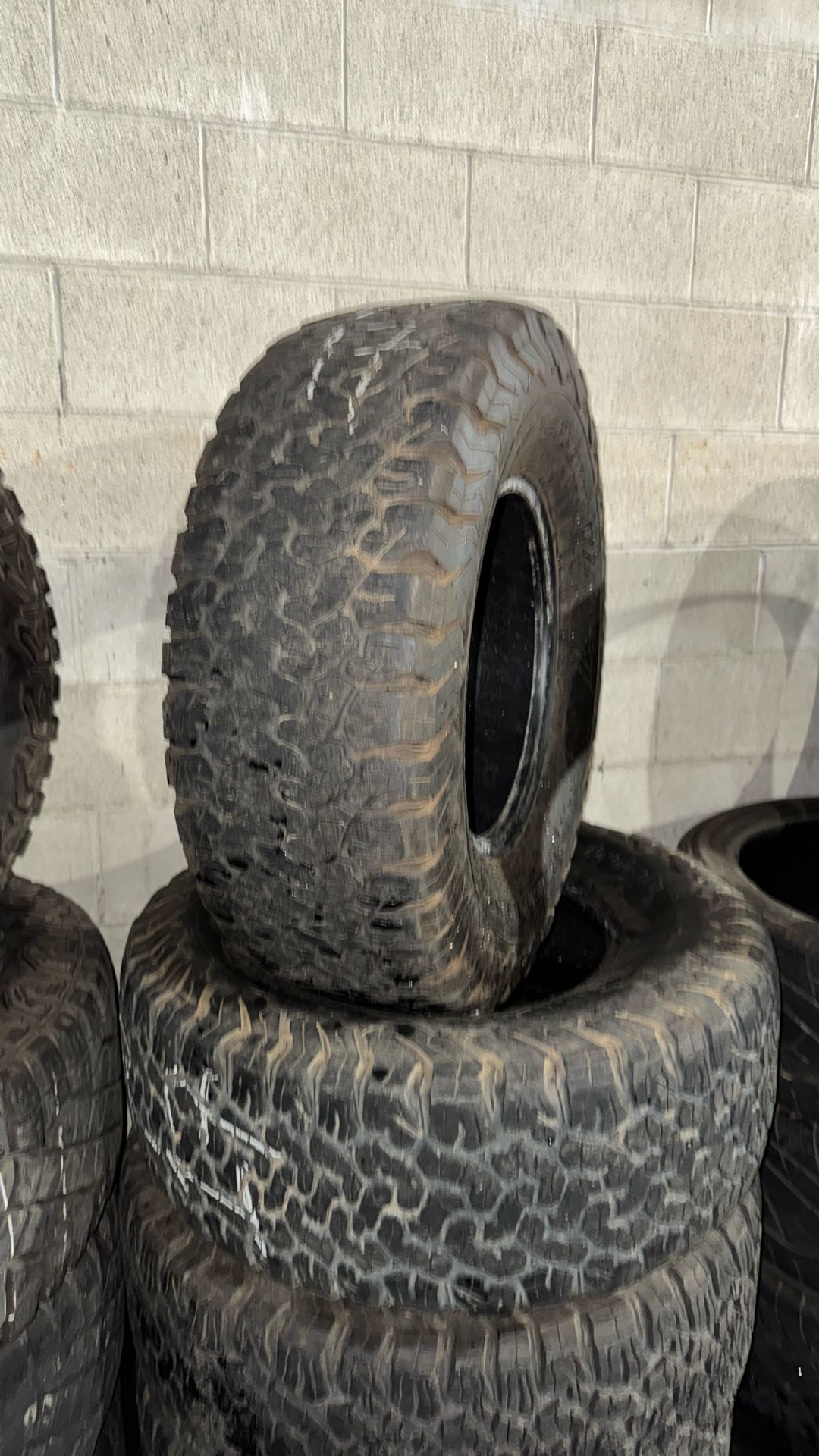 4 Used Tires 315 70 17 BFGoodrich All Terrain