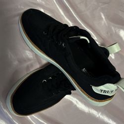 TRUE RELIGION Shoes Size 10    25$