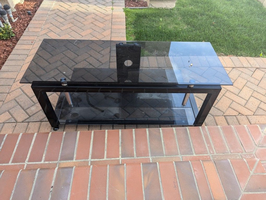 TV And Entertainment Glass Stand