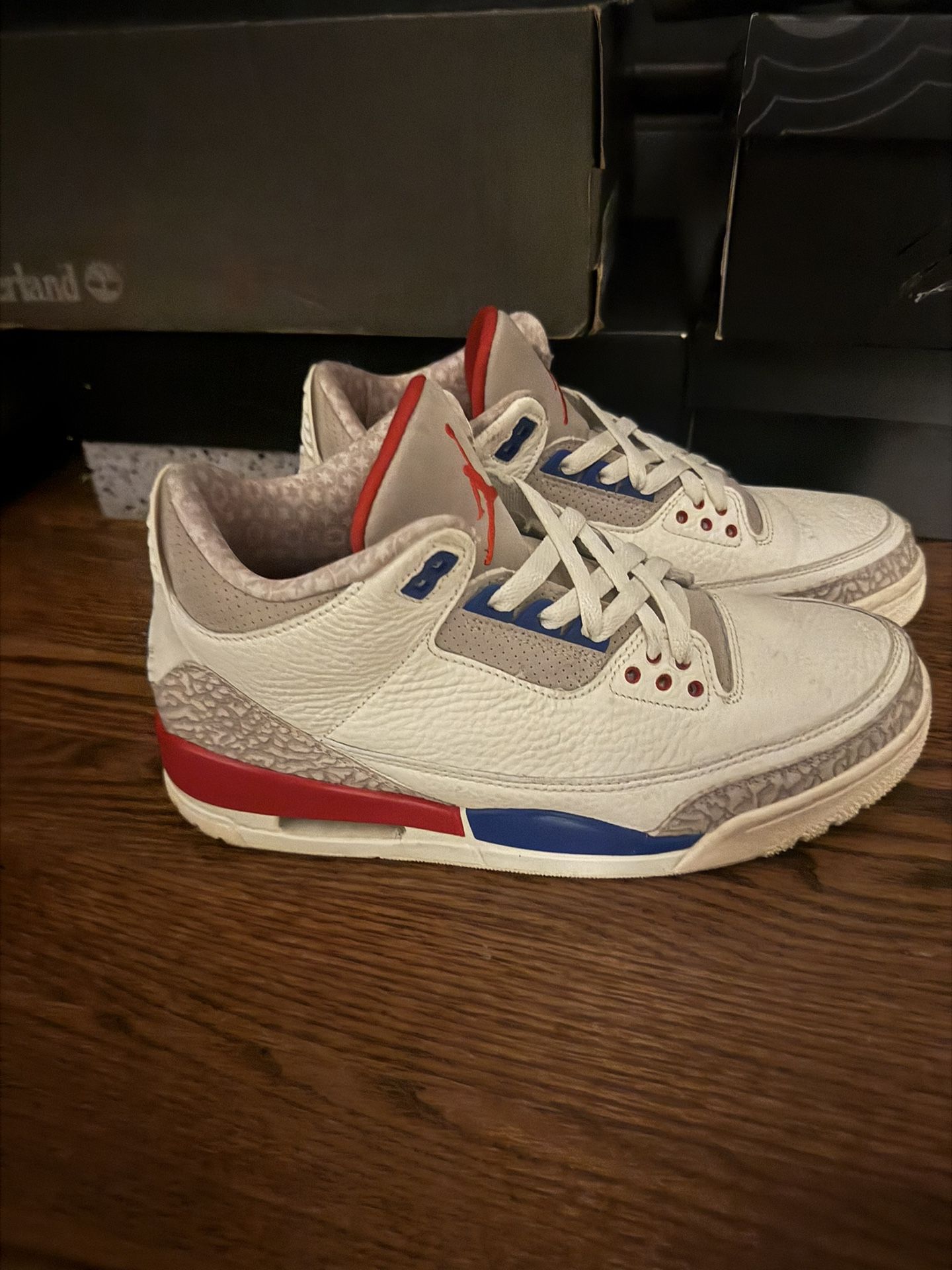 Jordan 3 Retro International 