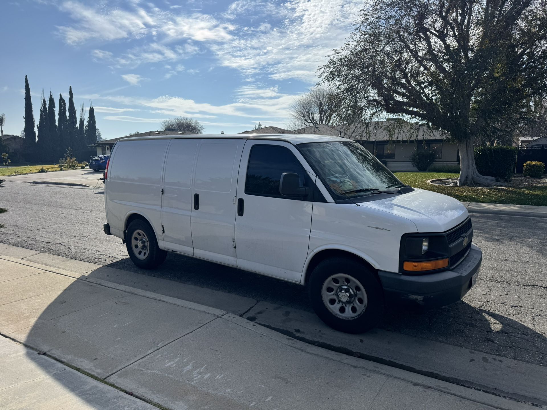2014 CHEVY EXPRESS 2500