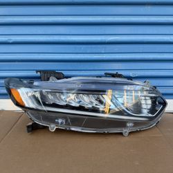 2018,2019,2020,2021,2022 Honda Accord Headlight/Foco Delantero Rh Passenger Oem,Original  Ask
