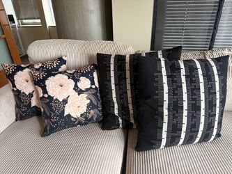 Pillow Set