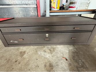 Kennedy 2 drawer riser