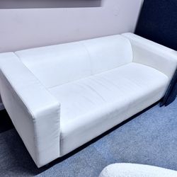 White Couch – Free